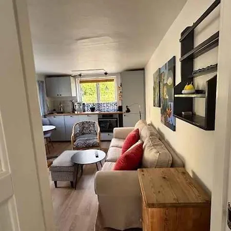 Villa Cozy Little House In The Countryside