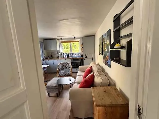 Villa Cozy Little House In The Countryside